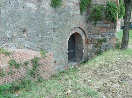 Ex rifugio antiareo - Camollia, Siena