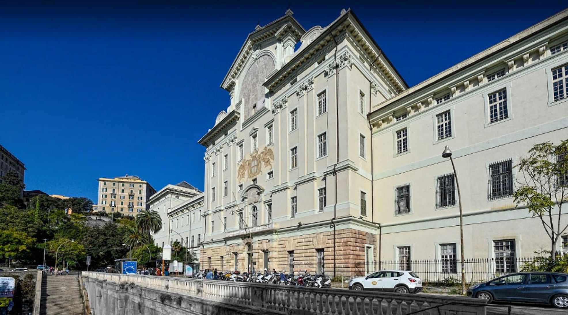 Genova e2
