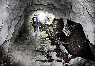 Foto-Tunnel-miniera-majella
